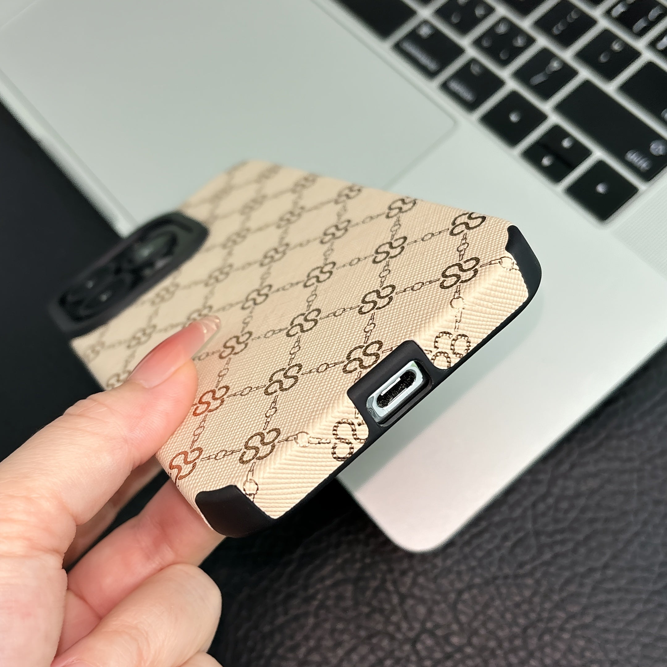 Vintage Gold Checkered Case